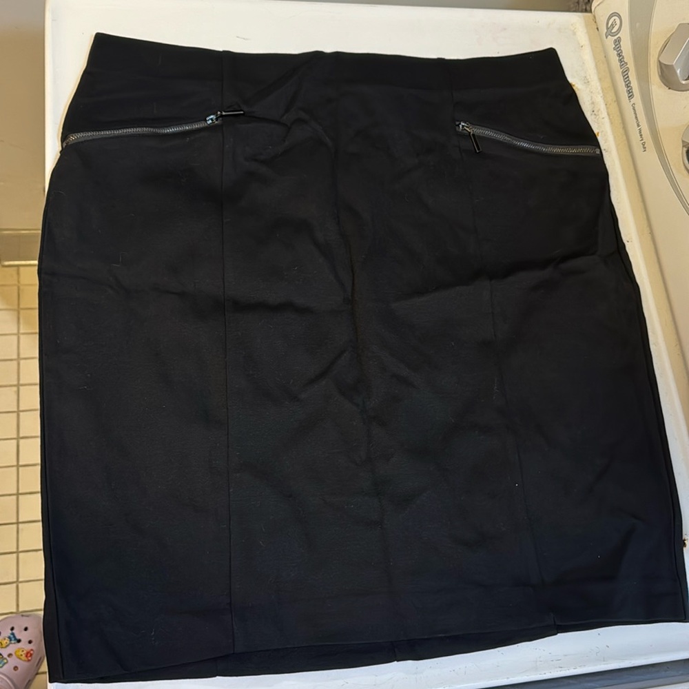 All black midi‎ skirt, stretch, size 16